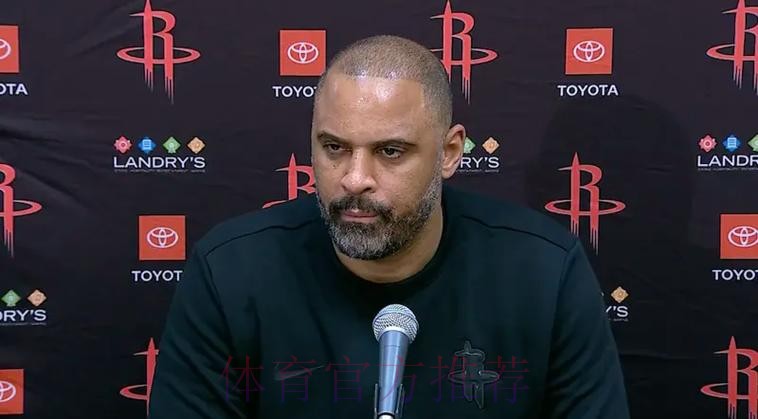 乌度卡谈国王:他们的身体对抗更强,整场比赛都是如此 乌度卡谈国王:他们的身体对抗更强,整场比赛都是如此